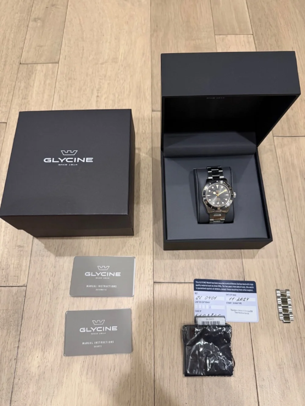Glycine Combat Sub 39 Men’s watch FULL SET